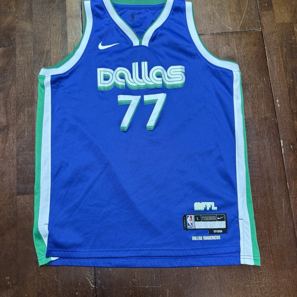 Luka Doncic #77 Dallas Mavericks Nike Swingman City Edition Youth L 16/18 Jersey